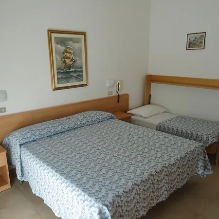 Maggiorina Отель 3*